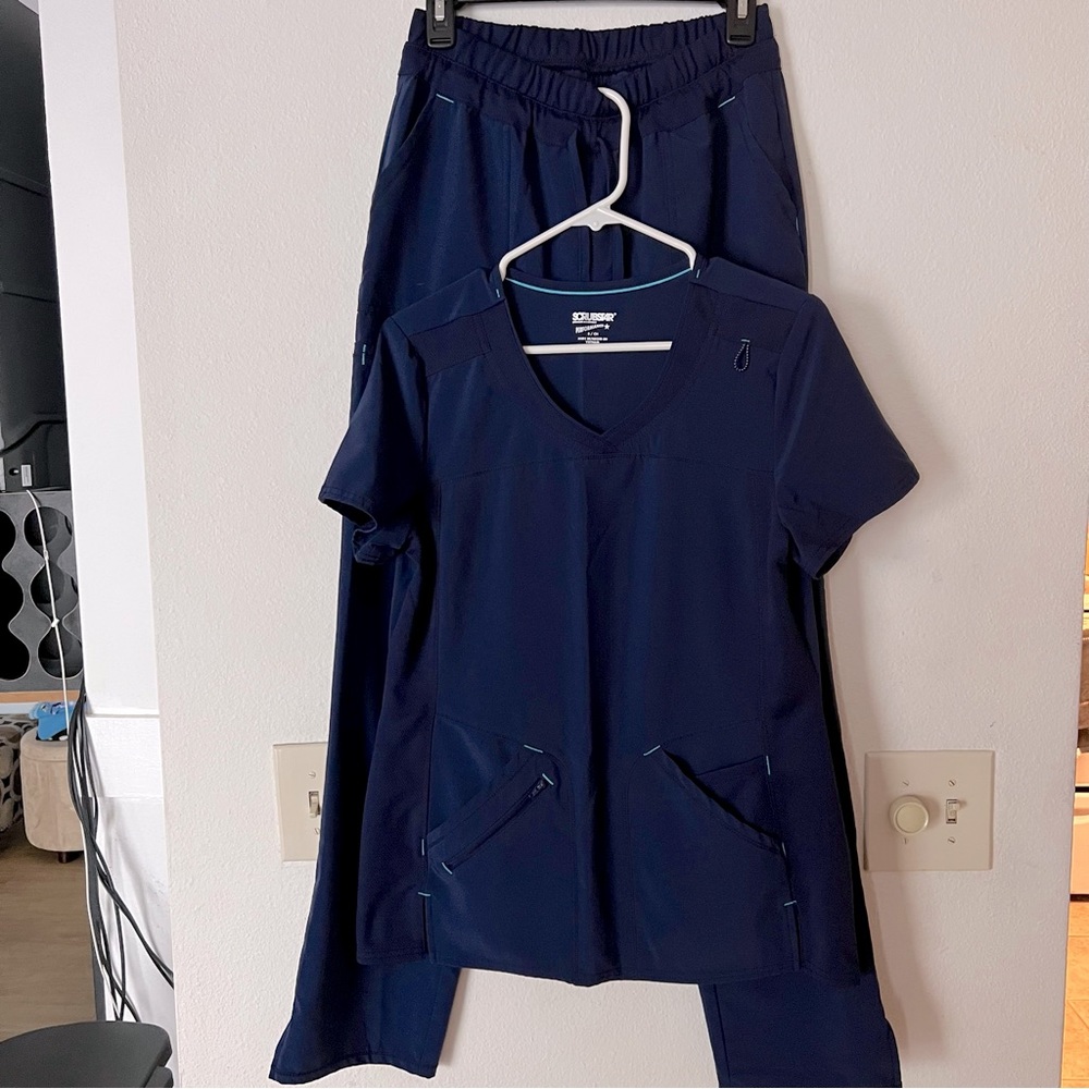 ScrubStar Performance Athletic scrub SET! Navy Blue. Worn once, Like New!